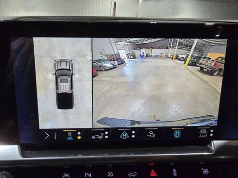 Used 2022 Chevrolet Silverado 1500 LT w/ Max Trailering Package AWD/4WD image 43