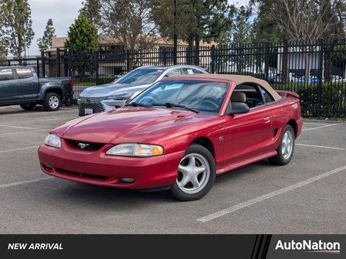 Used 1994 Ford Mustang GT image 1