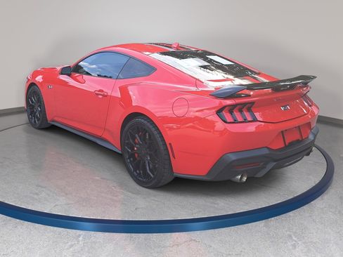 Used 2024 Ford Mustang GT Premium RWD image 7