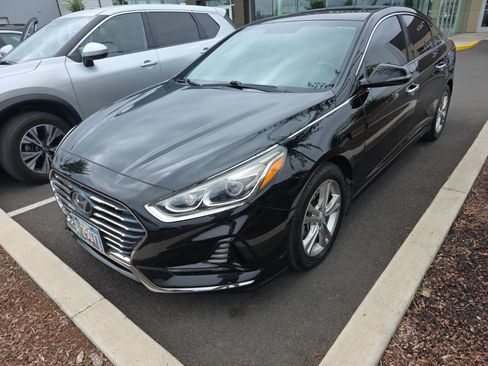 Used 2018 Hyundai Sonata Limited FWD image 1