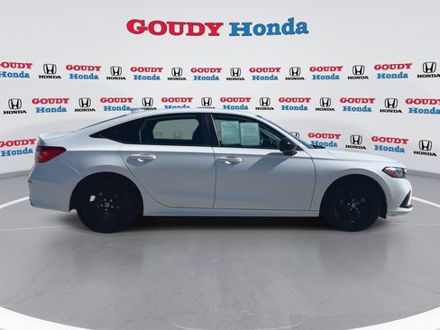 Certified 2024 Honda Civic Sport image 9