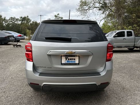 Used 2017 Chevrolet Equinox LT w/ Convenience Package image 5