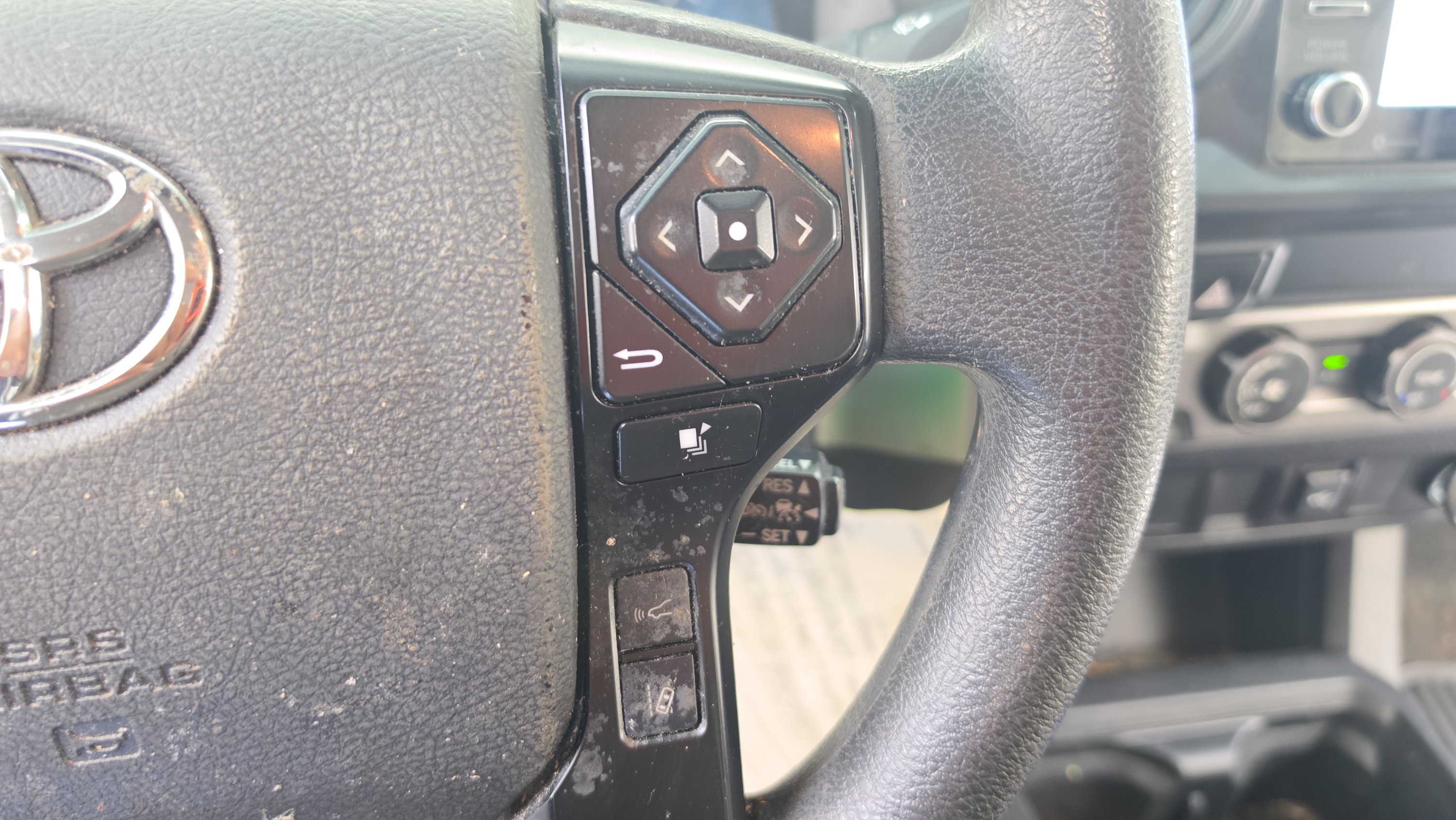 Used 2022 Toyota Tacoma SR w/ SX Package RWD image 14