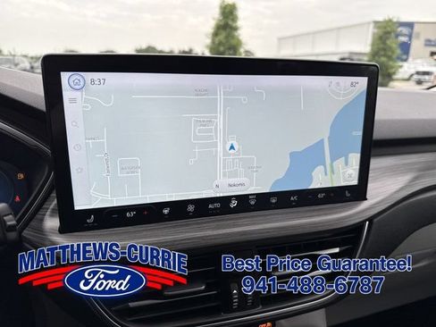 Certified 2024 Ford Escape SE w/ PHEV Premium Package FWD image 18