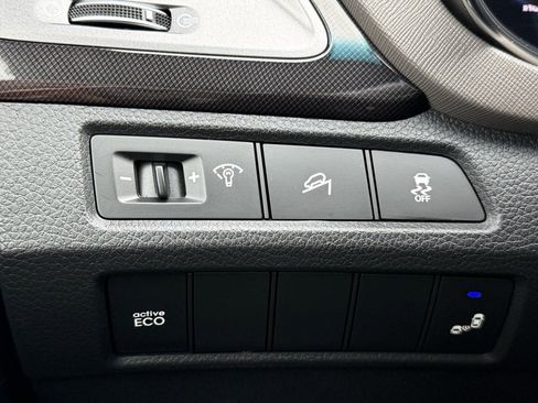 Used 2014 Hyundai Santa Fe Limited image 25