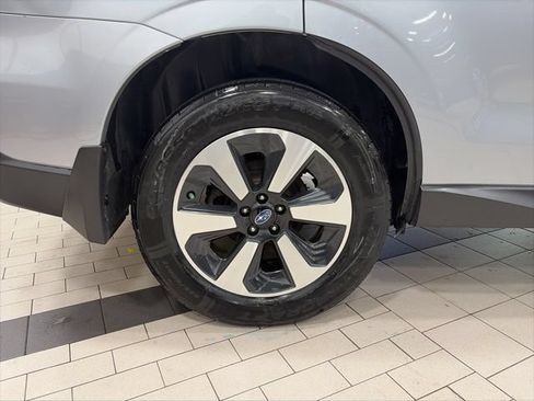 Used 2018 Subaru Forester 2.5i Premium AWD/4WD image 26