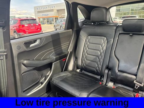 Used 2023 Ford Escape SE w/ PHEV Premium Package FWD image 13