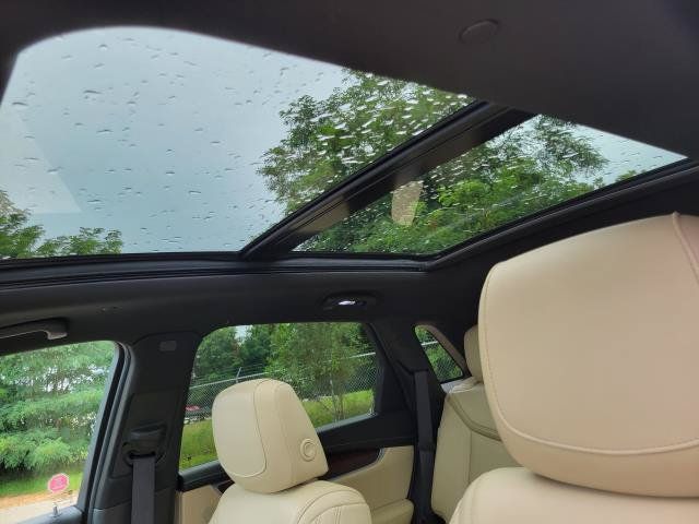 Used 2017 Cadillac XT5 Luxury w/ Driver Awareness Package AWD/4WD image 35