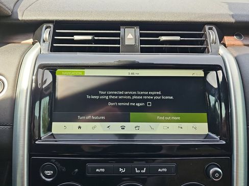 Used 2019 Land Rover Discovery HSE AWD/4WD image 26