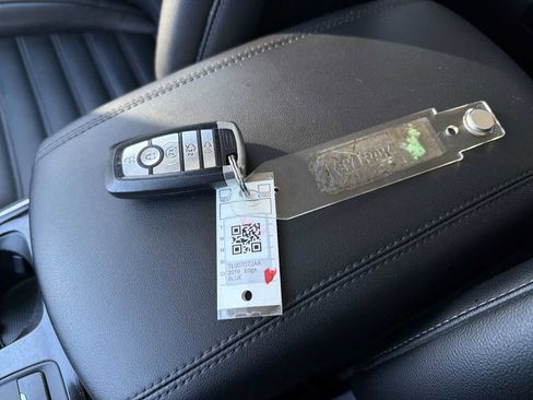 Used 2019 Ford Edge SEL w/ Equipment Group 201A image 34