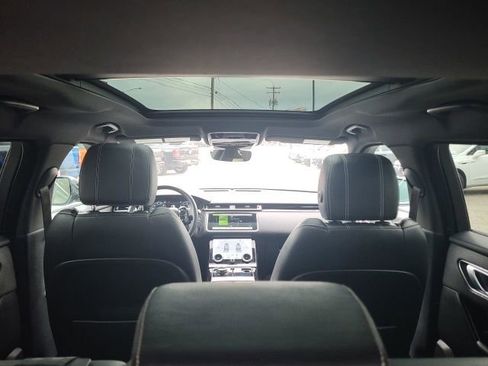 Used 2019 Land Rover Range Rover Velar S image 2