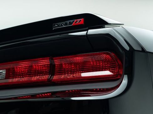 Used 2012 Dodge Challenger SRT8 w/ Premium Sound Group image 15