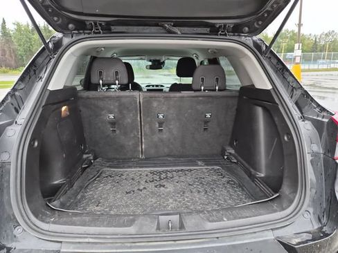 Used 2021 Chevrolet TrailBlazer LT w/ Convenience Package FWD image 23