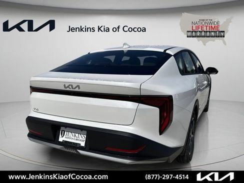 New 2026 Kia K4 FWD image 2