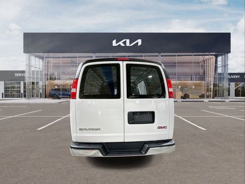 Used 2024 GMC Savana 2500 w/ Driver Convenience Package image 7
