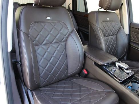 Used 2019 Mercedes-Benz GLS 550 4MATIC image 15