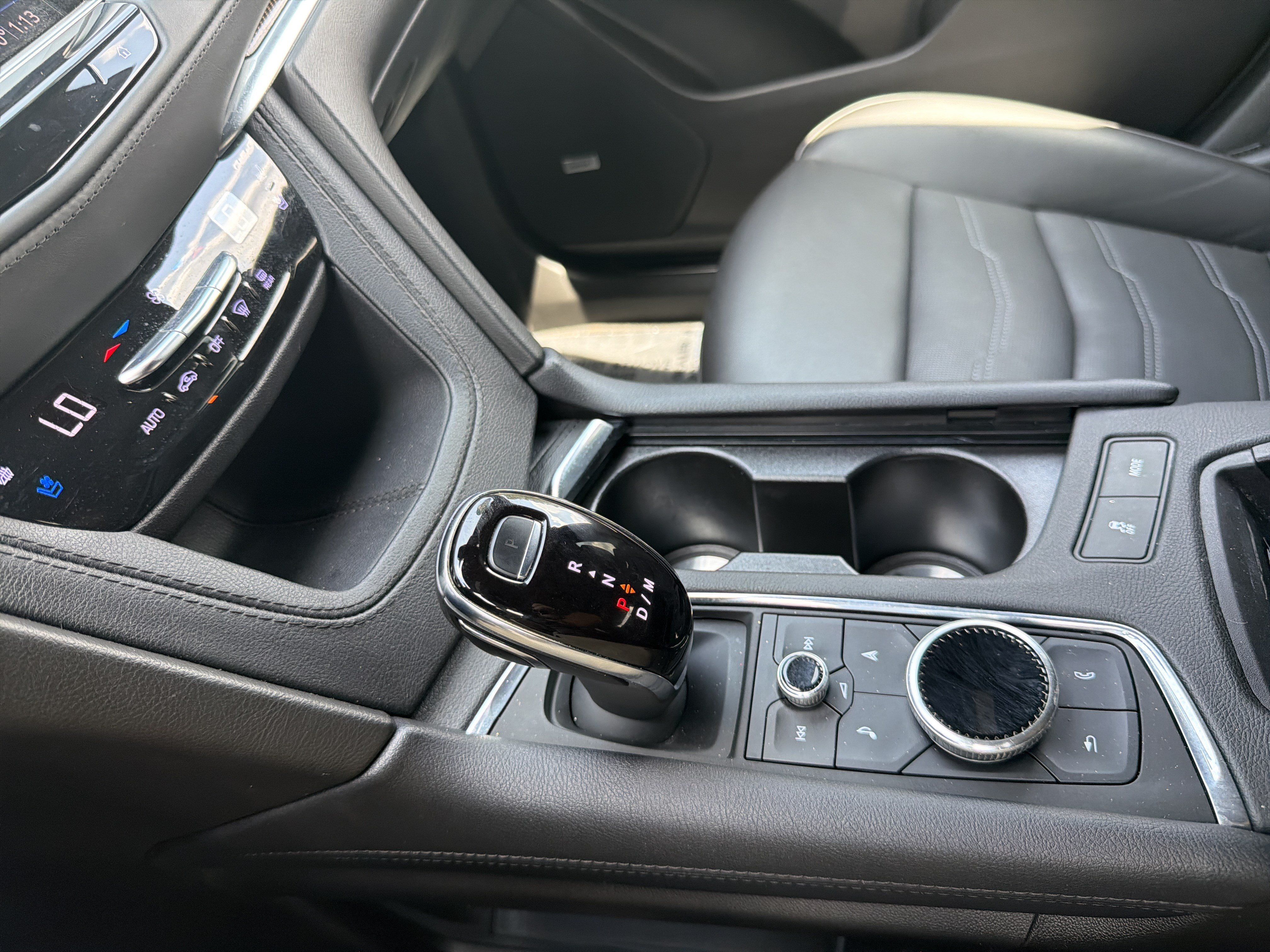 Certified 2022 Cadillac XT5 Premium Luxury w/ Platinum Package FWD image 26