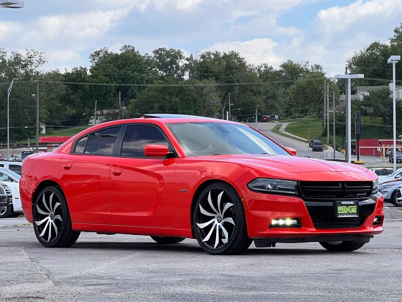 Used 2016 Dodge Charger R/T RWD image 1
