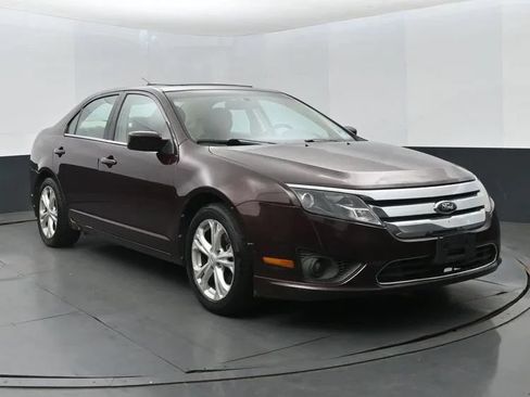 Used 2012 Ford Fusion SE FWD image 2