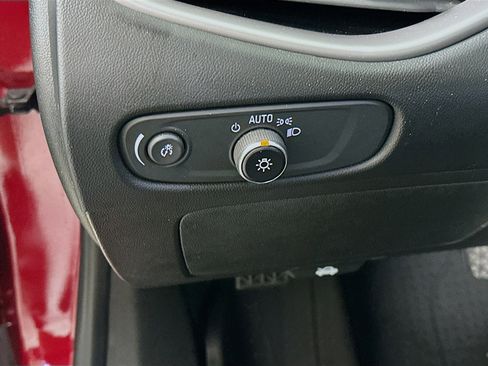 Used 2021 Chevrolet Malibu RS FWD image 16