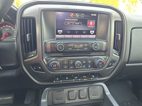 Used 2015 GMC Sierra 1500 SLT w/ All-Terrain Package AWD/4WD image 19