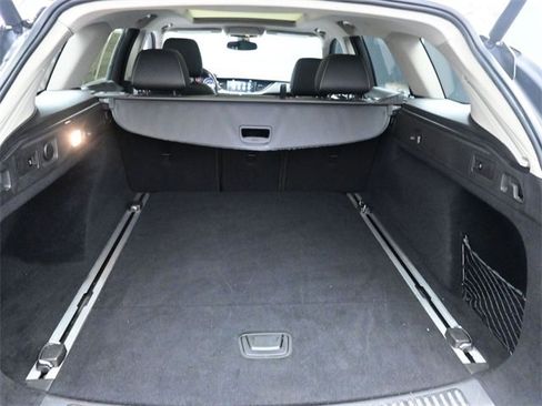 Used 2018 Buick Regal Essence w/ Driver Confidence Package #1 image 30