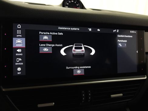 Used 2020 Porsche Cayenne AWD/4WD image 29