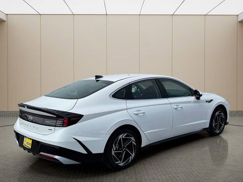 New 2026 Hyundai Sonata SEL AWD/4WD image 4