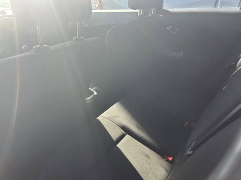 Used 2014 Nissan Juke S image 8