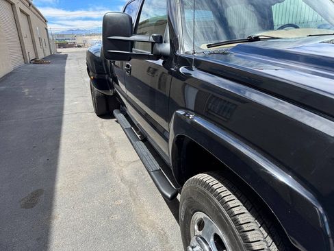 Used 2007 Chevrolet Silverado 3500 LT w/ Heavy-Duty Power Package AWD/4WD image 16