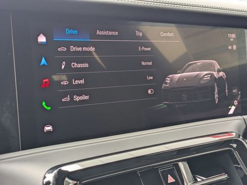 New 2026 Porsche Panamera 4 image 18