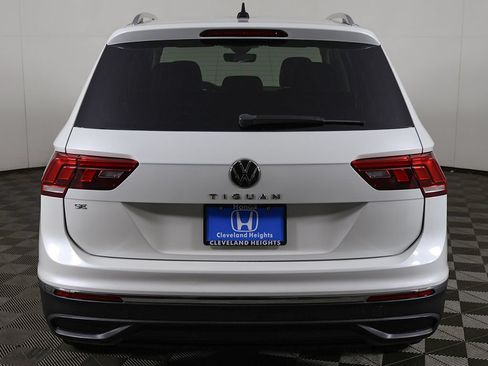 Used 2023 Volkswagen Tiguan SE FWD image 12
