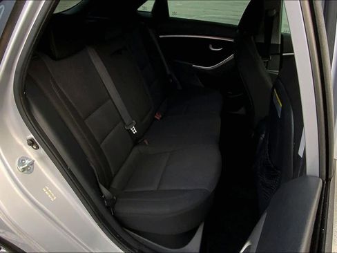 Used 2014 Hyundai Elantra GT image 19