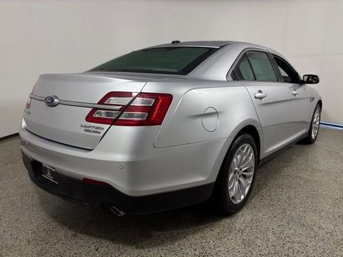 Used 2018 Ford Taurus Limited image 6