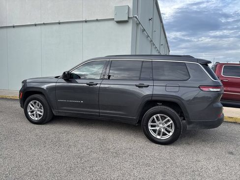 Used 2025 Jeep Grand Cherokee L Laredo RWD image 17