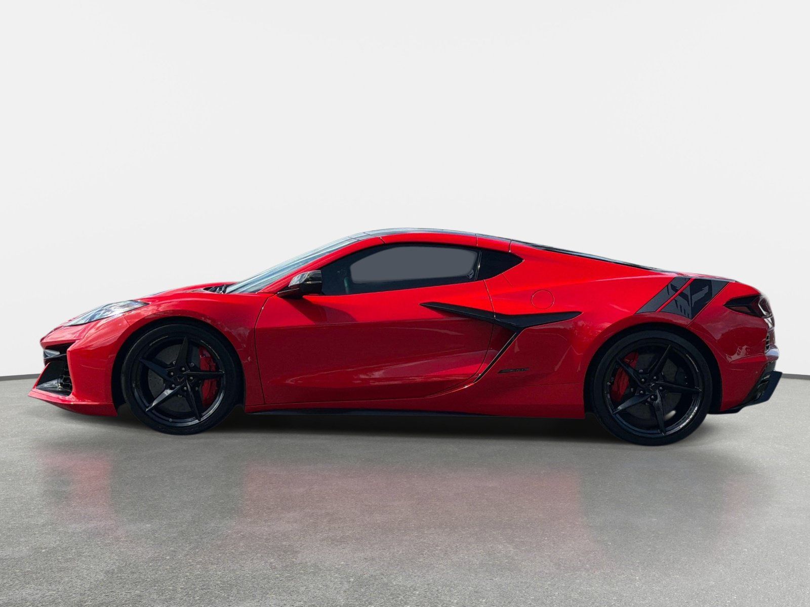 Used 2025 Chevrolet Corvette E-Ray w/ Stealth Interior Trim Package AWD/4WD image 5