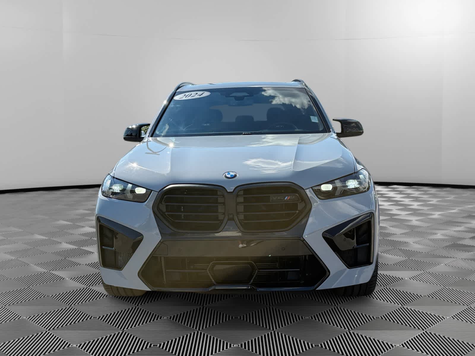 Used 2024 BMW X5 M Competition w/ Executive Package AWD/4WD image 8