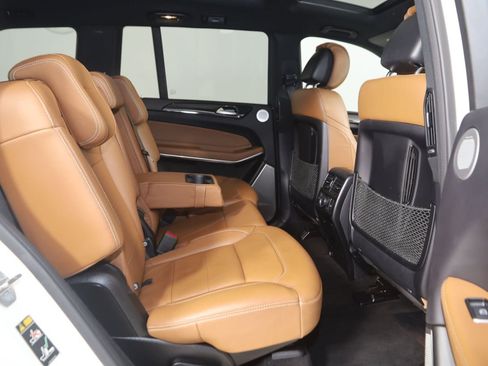 Used 2019 Mercedes-Benz GLS 550 4MATIC w/ Driver Assistance Package image 14