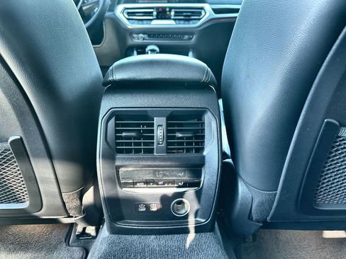 Used 2019 BMW 330i Sedan w/ Convenience Package image 22