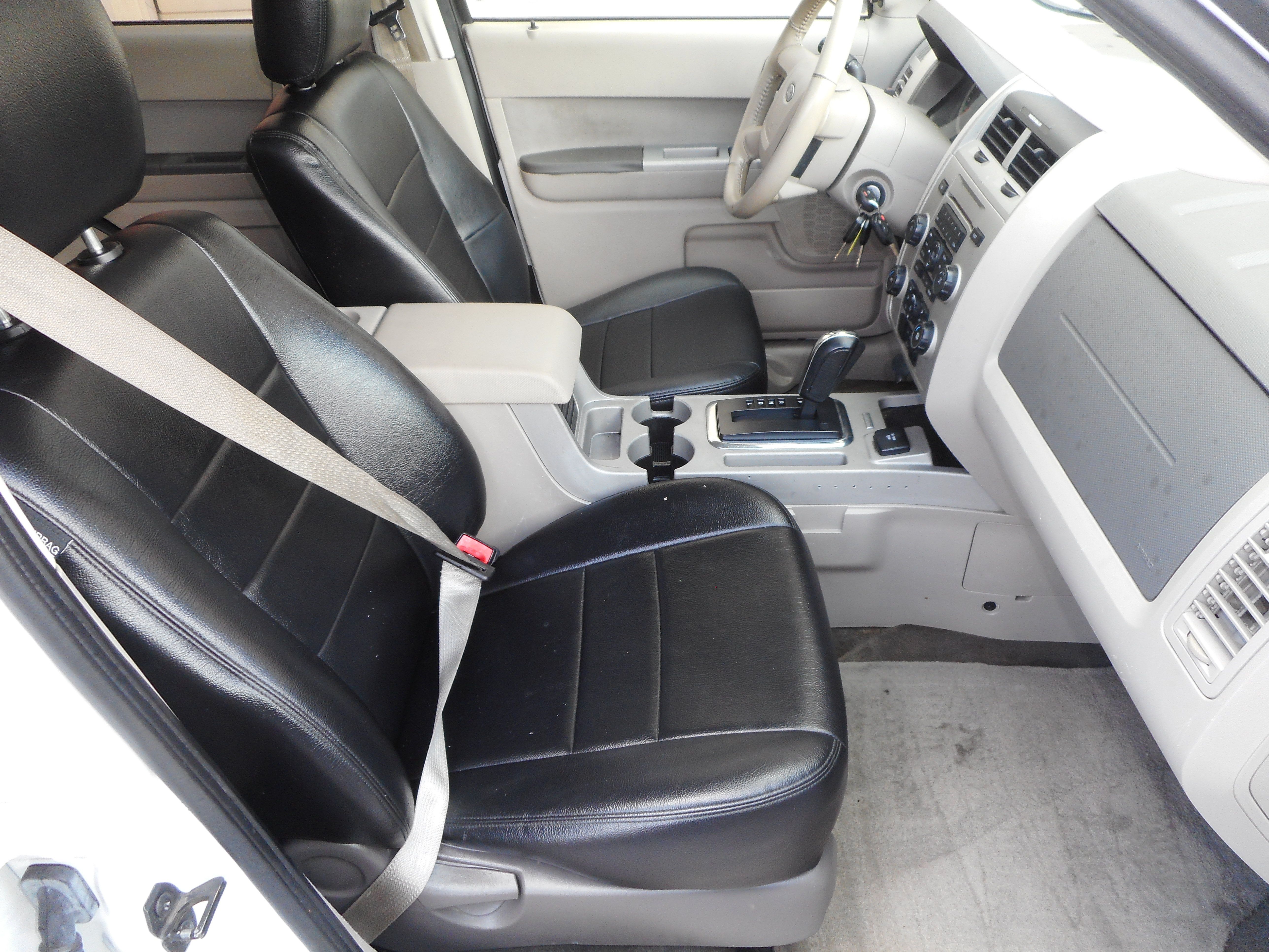 Used 2012 Ford Escape 4WD Hybrid image 29