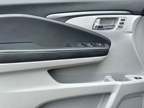 Certified 2023 Honda Ridgeline RTL image 17