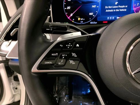 Used 2025 Mercedes-Benz E 350 Sedan image 22