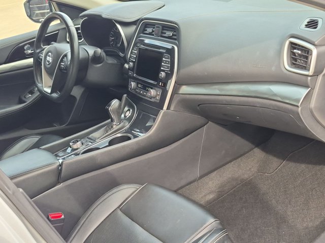 Used 2022 Nissan Maxima SV w/ Floor Mat Group FWD image 22