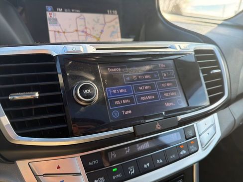 Used 2015 Honda Accord Touring image 32