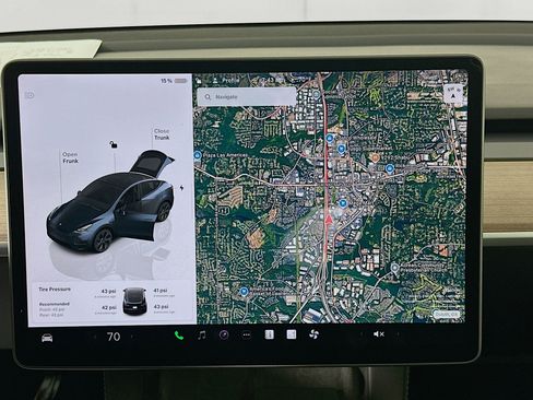 Used 2024 Tesla Model Y Long Range image 21