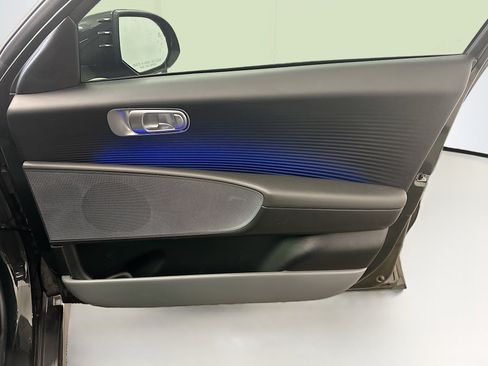 Used 2024 Hyundai Ioniq 6 SEL image 34