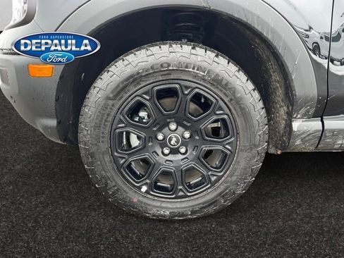 Used 2025 Ford Bronco Sport Badlands image 18