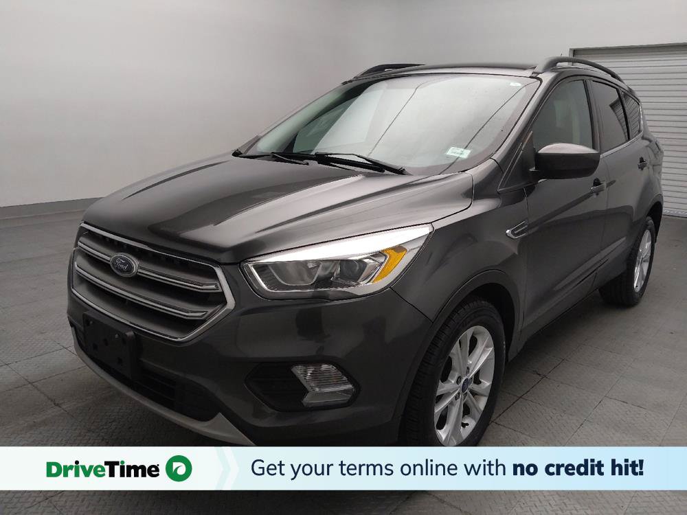 Used 2017 Ford Escape SE w/ Equipment Group 201A FWD image 1