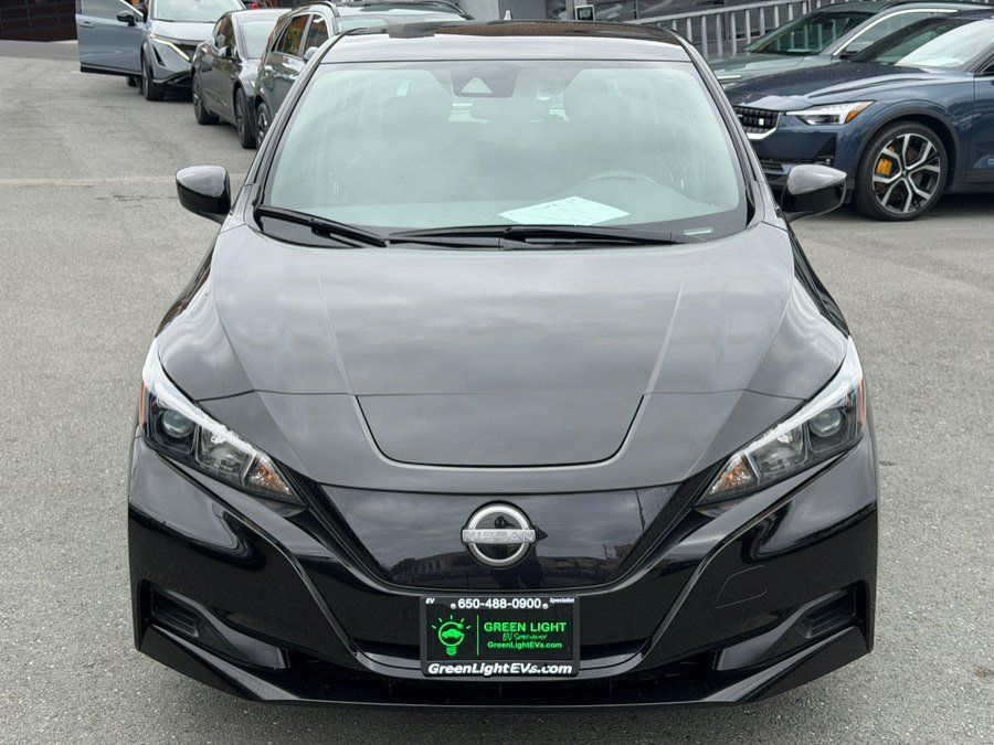 Used 2025 Nissan Leaf S FWD image 2