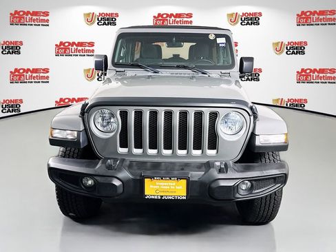 Used 2021 Jeep Wrangler Unlimited Sahara image 13